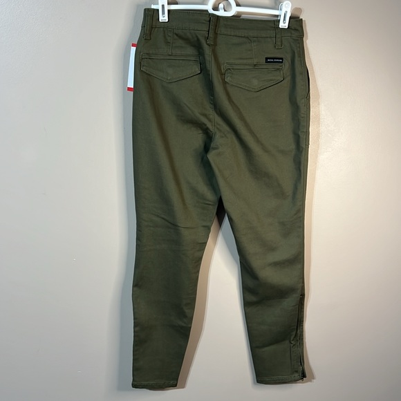 Social Standard by Sanctuary Logan Black Crop Utility Pant Zipper Ankle … - Picture 2 of 3